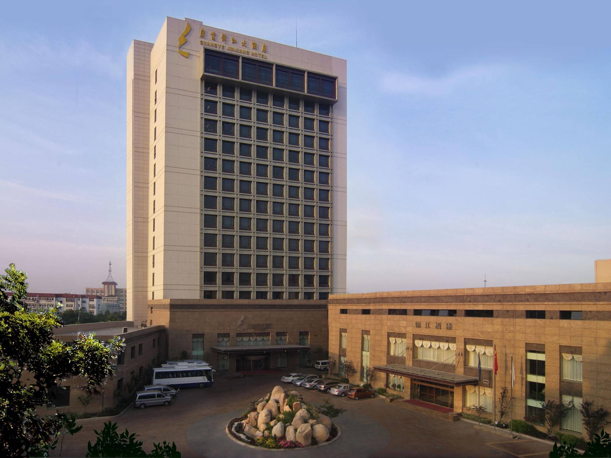 Guangye Jin Jiang Hotel Циндао Экстерьер фото